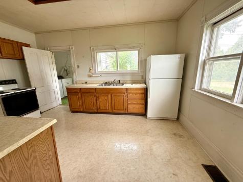512 S Broadway Street Spring Valley MN 55975