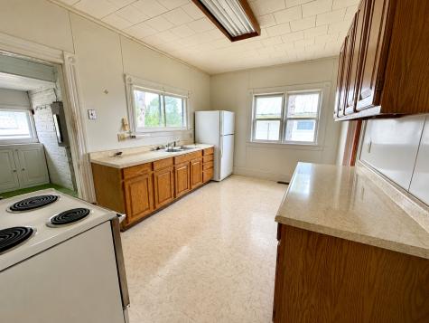 512 S Broadway Street Spring Valley MN 55975