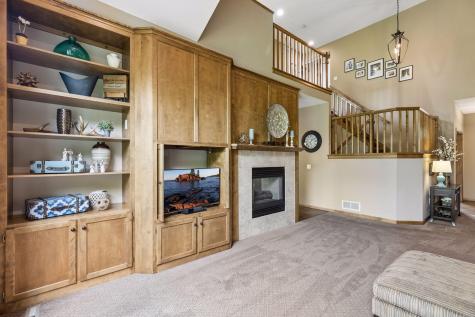 3362 Charleston Drive Woodbury MN 55129