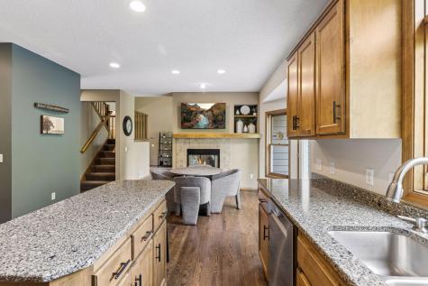 3362 Charleston Drive Woodbury MN 55129