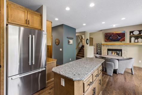 3362 Charleston Drive Woodbury MN 55129