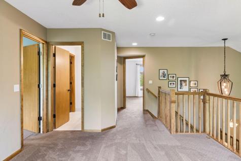 3362 Charleston Drive Woodbury MN 55129