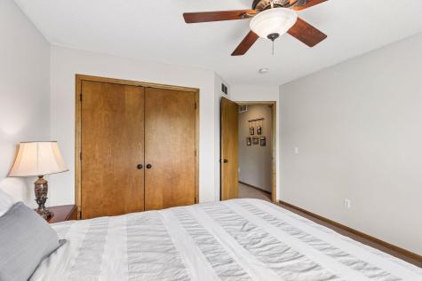 3362 Charleston Drive Woodbury MN 55129