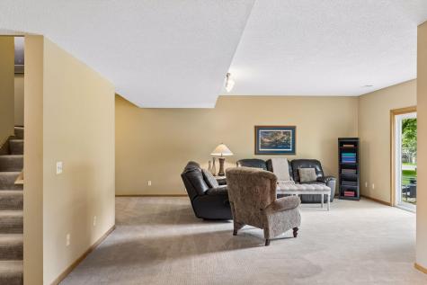 3362 Charleston Drive Woodbury MN 55129