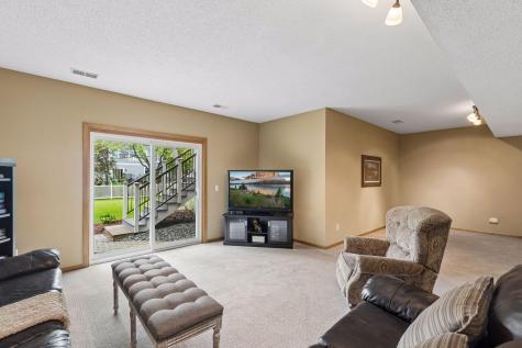 3362 Charleston Drive Woodbury MN 55129
