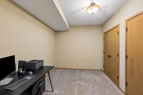 3362 Charleston Drive Woodbury MN 55129