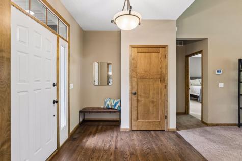 3362 Charleston Drive Woodbury MN 55129