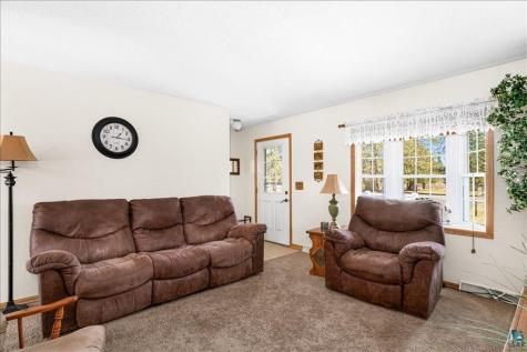 29 Maple Drive Esko MN 55733