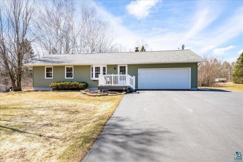 29 Maple Drive Esko MN 55733