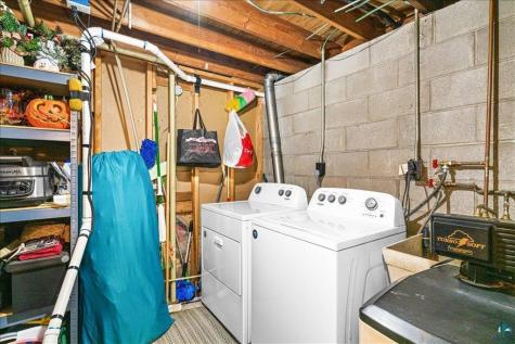 29 Maple Drive Esko MN 55733