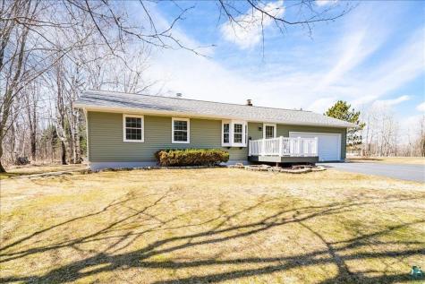 29 Maple Drive Esko MN 55733