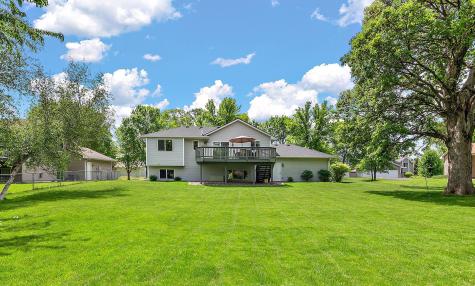 8848 Farmstead Avenue Monticello MN 55362