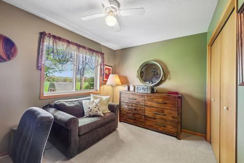 516 W River Road Delano MN 55328
