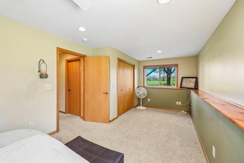 516 W River Road Delano MN 55328