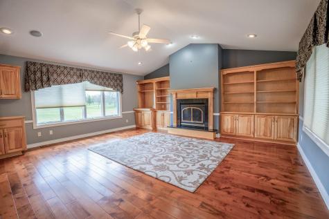 211 Valley View Drive SE Willmar MN 56201