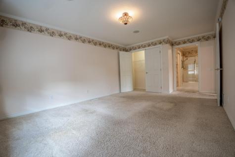 211 Valley View Drive SE Willmar MN 56201