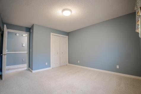 211 Valley View Drive SE Willmar MN 56201