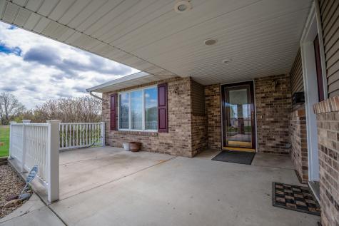 211 Valley View Drive SE Willmar MN 56201
