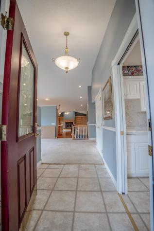 211 Valley View Drive SE Willmar MN 56201
