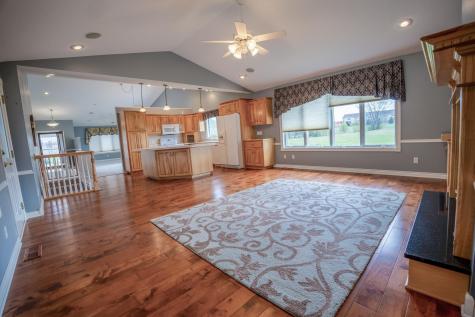 211 Valley View Drive SE Willmar MN 56201