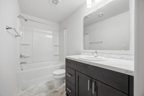 6730 71st Avenue S Horace ND 58047