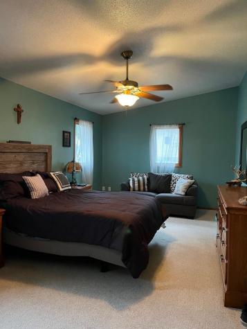 30946 Boathouse Drive Dent MN 56528
