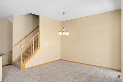 6833 Pine Crest Trl S Cottage Grove MN 55016