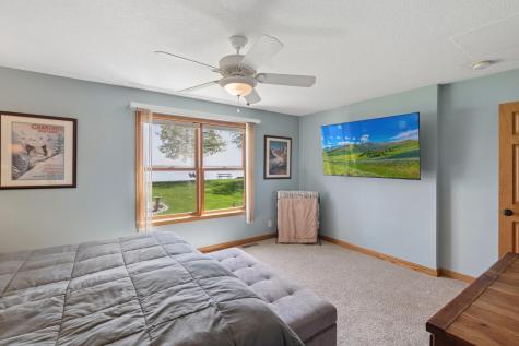 5579 Port Royal Road Isle MN 56342