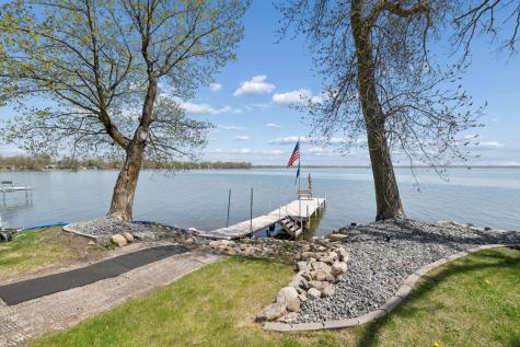 5579 Port Royal Road Isle MN 56342