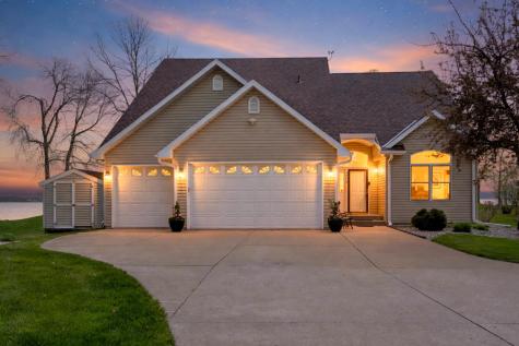 5579 Port Royal Road Isle MN 56342
