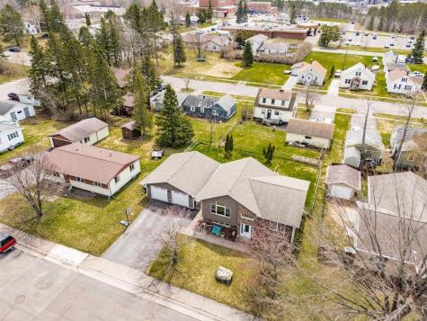 412 Agate Street Cloquet MN 55720
