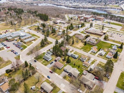 412 Agate Street Cloquet MN 55720