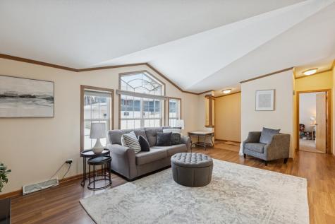 2207 Robin Lane Buffalo MN 55313