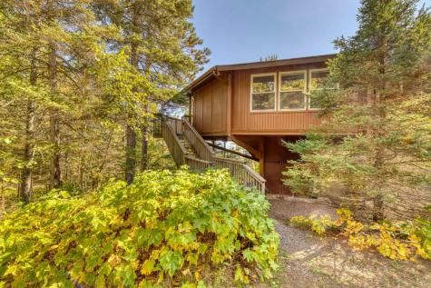 4155 Liberty Road Two Harbors MN 55616
