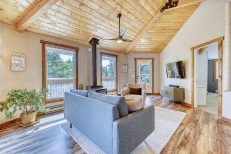 4155 Liberty Road Two Harbors MN 55616