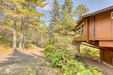 4155 Liberty Road Two Harbors MN 55616