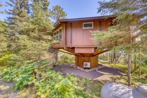4155 Liberty Road Two Harbors MN 55616