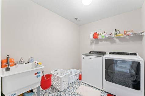 7124 157th Street Savage MN 55378
