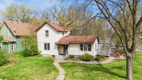 302 9th Street W Hastings MN 55033