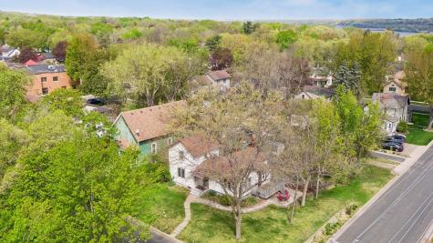 302 9th Street W Hastings MN 55033