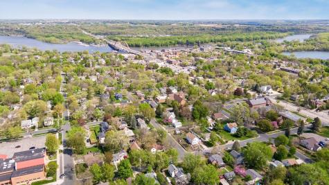302 9th Street W Hastings MN 55033