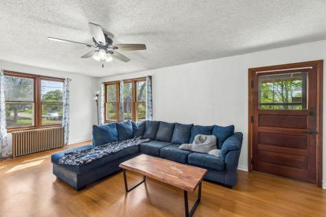 302 9th Street W Hastings MN 55033