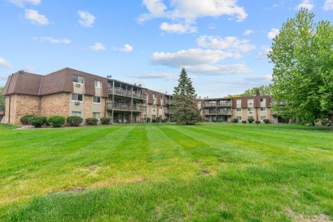 2009 E 122nd Street Burnsville MN 55337