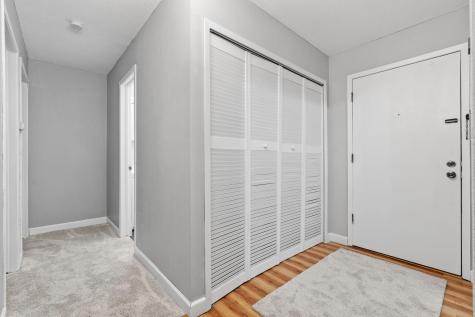 2009 E 122nd Street Burnsville MN 55337