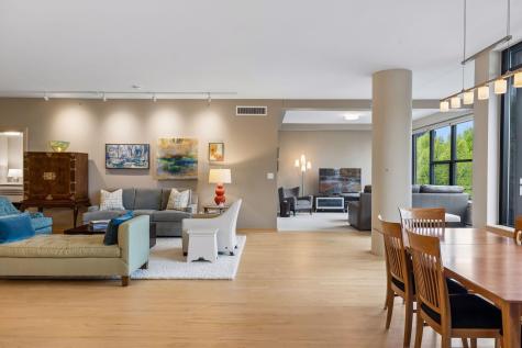 215 10th Avenue S Minneapolis MN 55415