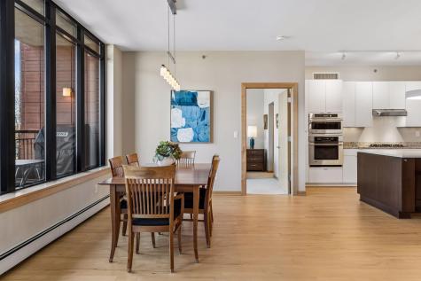 215 10th Avenue S Minneapolis MN 55415