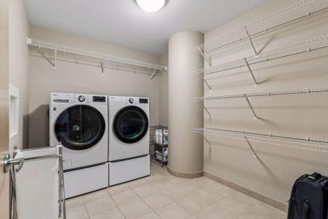 215 10th Avenue S Minneapolis MN 55415