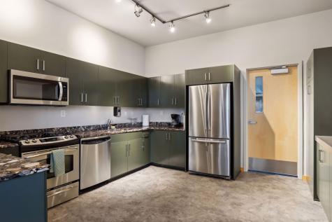 215 10th Avenue S Minneapolis MN 55415