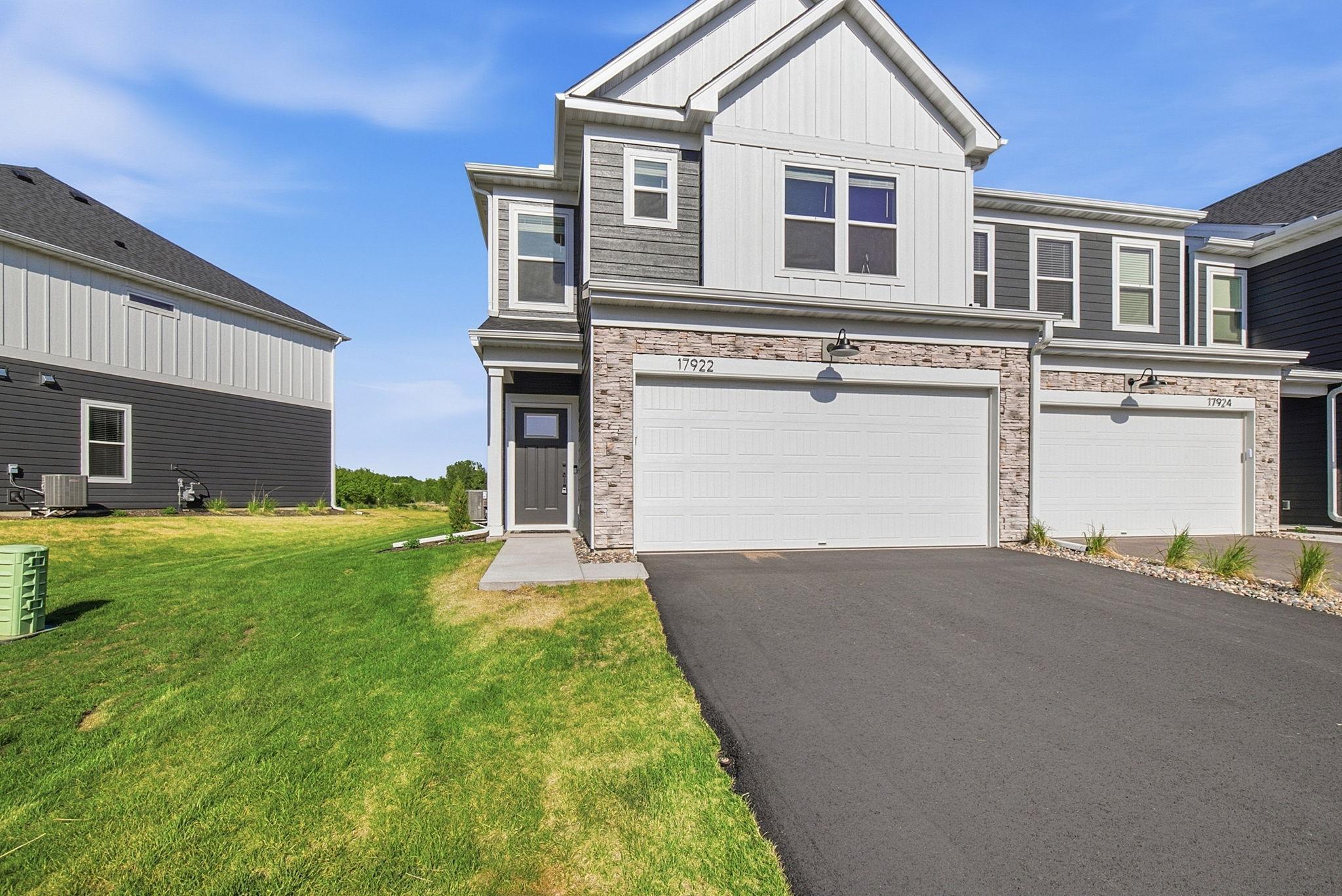 17922 Genoa Drive Lakeville MN 55024