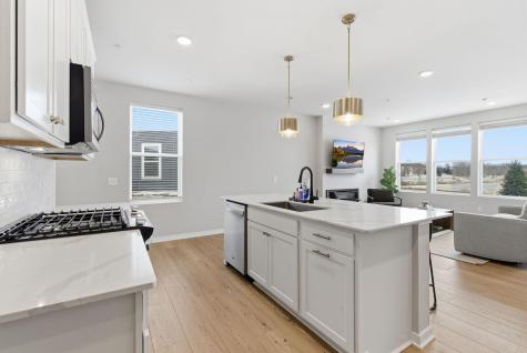17922 Genoa Drive Lakeville MN 55024